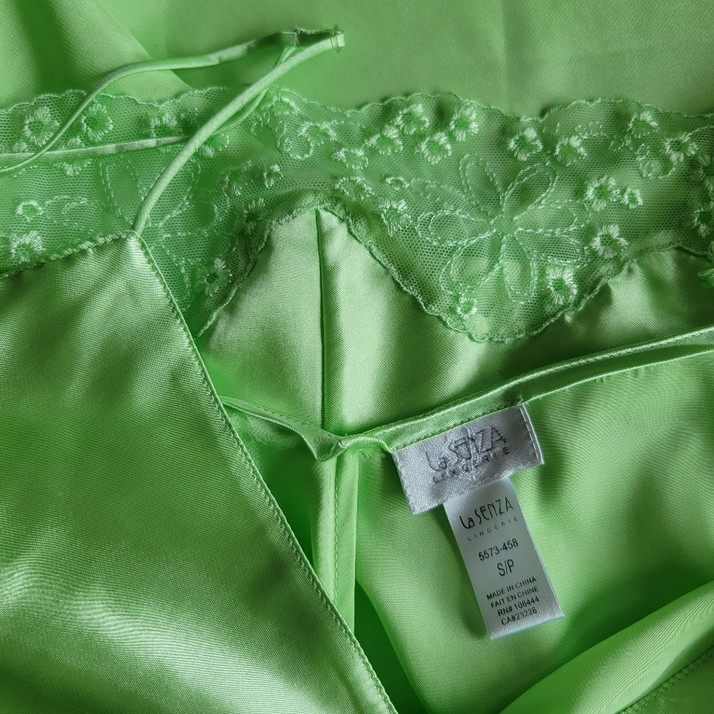 La SENZA nightgown and robe set